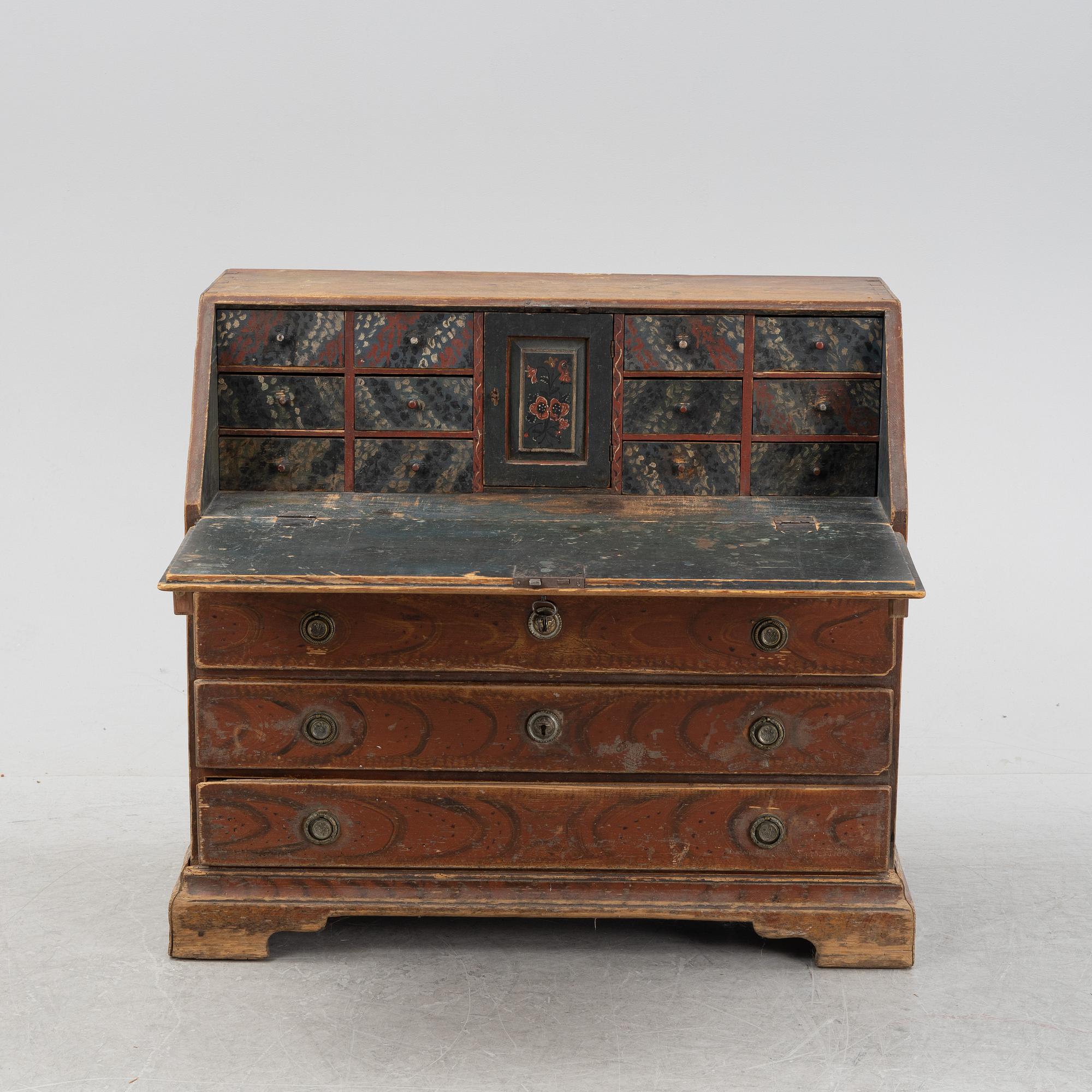 A painted Swedish sectrataire, 18th/19th Century.