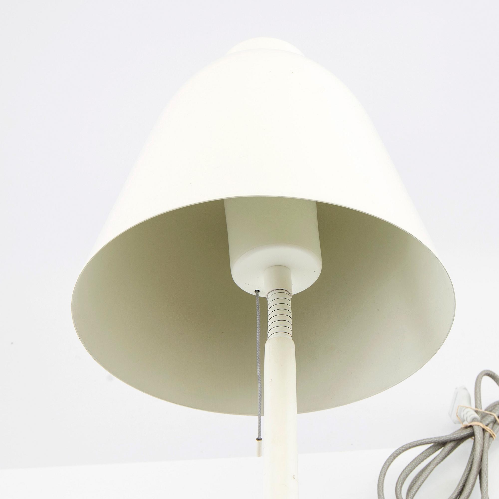 Cecile Manz bordslampa "Caravaggio" för Lightyears Danmark 2000-tal.