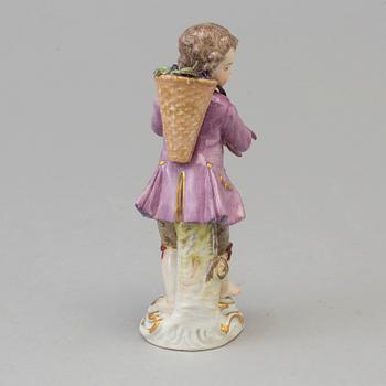 A Meissen allegorical figure of autumn, Germany, 1920/30's.