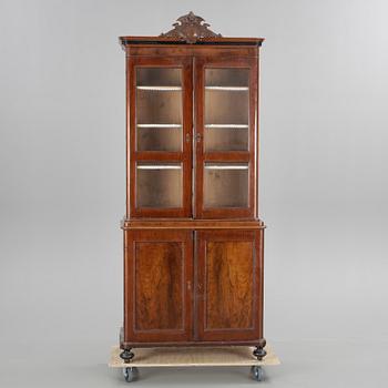 BOKSKÅP, 1800-talets andra hälft.