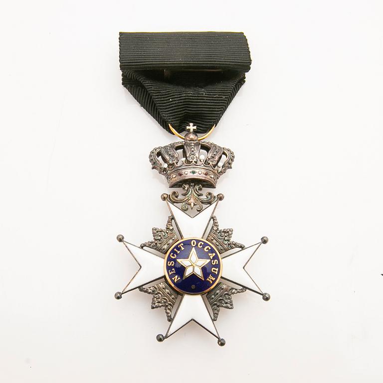 Two medals. The Royal Order of the Polar Star, Stockholm, and the Order of Civil Merit, Spain, 20th century.