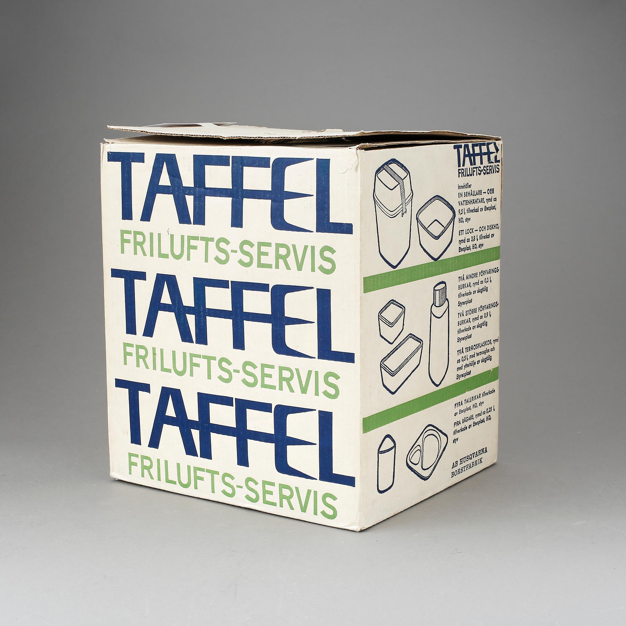 PICKNICKSET, plast, "Taffel Frilufts-servis", design Sigvard Bernadotte 1959, Huqvarna.