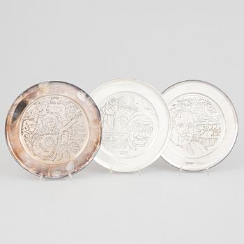 A set of three Swedish silver plates, mark of GEWE Malmö, 1975-77.