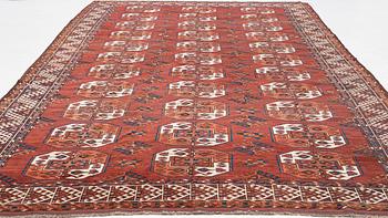 Carpet Erzari approx. 428 x 225 cm.