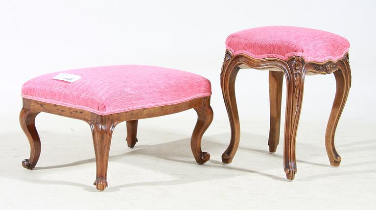 TABURETTER, 2 st, rokokostil, 1800/1900-tal.