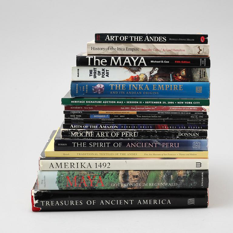 12 books and 6 catalogs about American / Pre-Columbian Art, 20th and 21st century.
