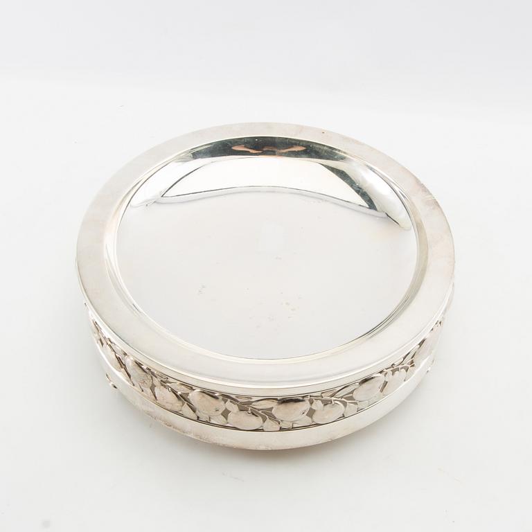 Bowl, silver plate, Kayser, Germany, first half of the 20th century.