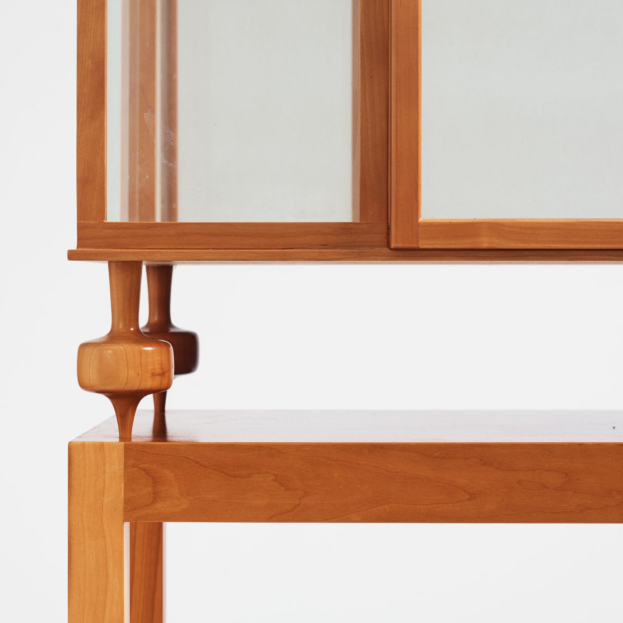 Josef Frank, a mahogany showcase cabinet model "2077", Firma Svenskt Tenn, Sweden.