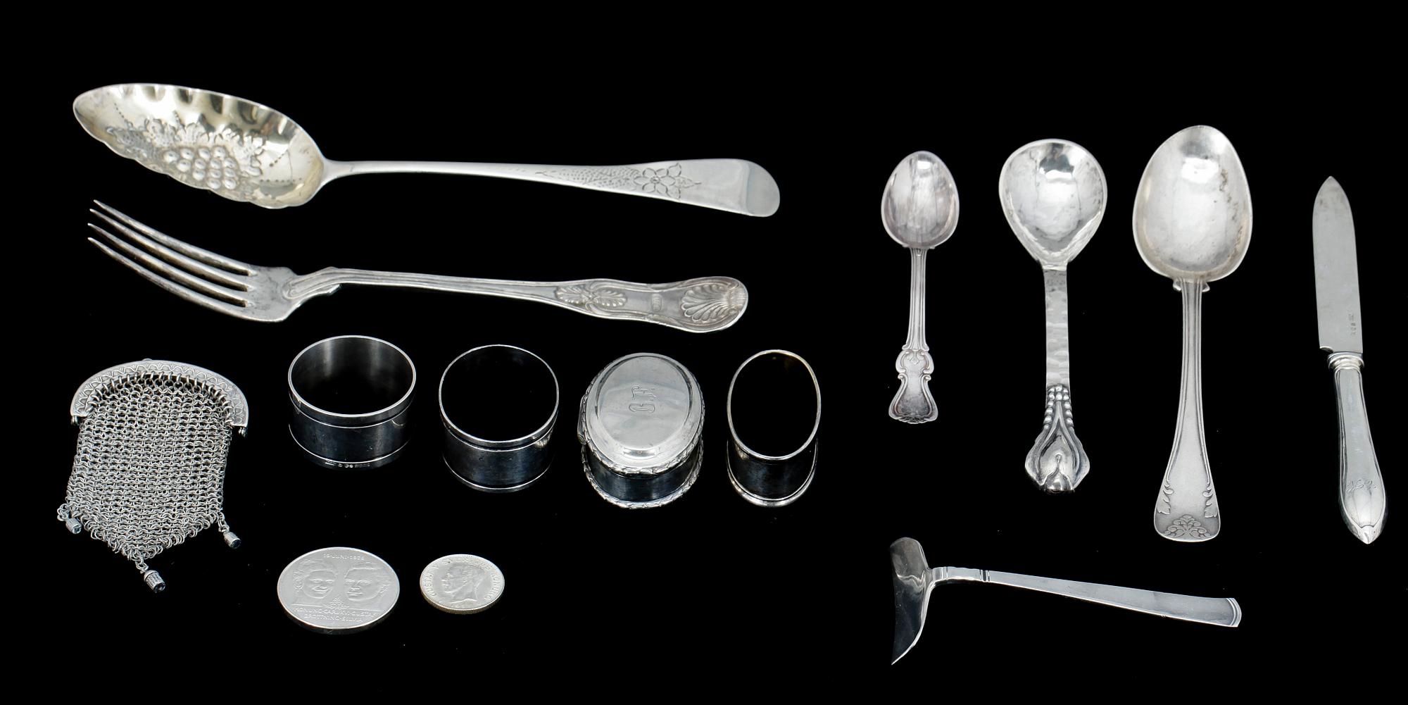 PARTI SILVER, 41 delar, bl a GAB, Göteborg 1970, total vikt ca 997 g.