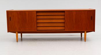 SIDEBOARD, "Trio", Nils Johnsson, Troeds, Bra Bohag, Bjärnum, 1900-talets andra hälft.