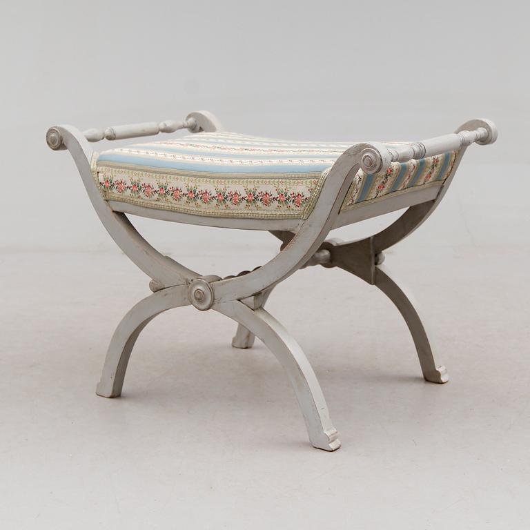 TABURETT, 1800-talets mitt.