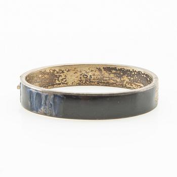 Armband silver och emalj "Dieu Vous Protége", 1800-talets senare hälft.