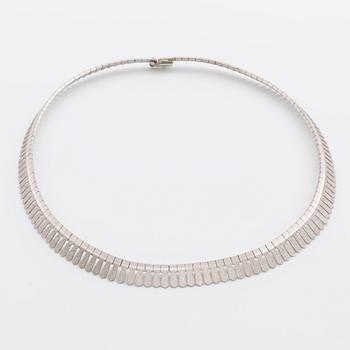 NECKLACE, semi-rigid link, 18K whitegold, approximatively 35 g.