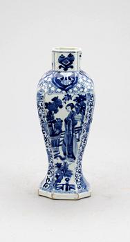 VAS, porslin, Kangxi, Kina, 1700-tal.