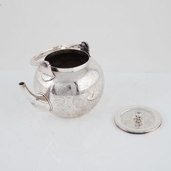 Tekanna, Japan, silver, 1900-talets andra kvartal.