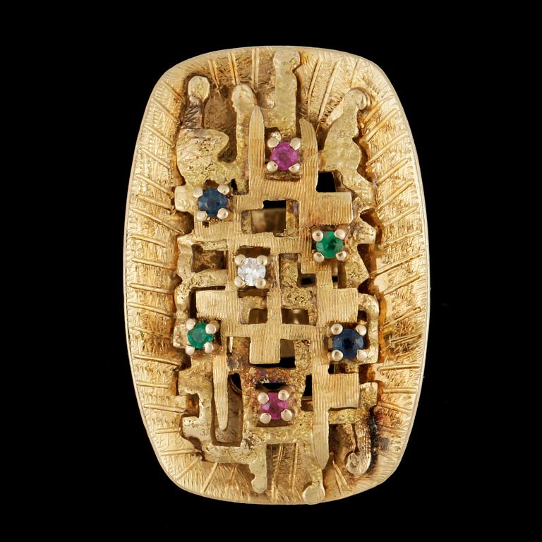 RING, 18k guld med olikfärgade ädelstenar. 1950/60-tal. Vikt 10,2g.
