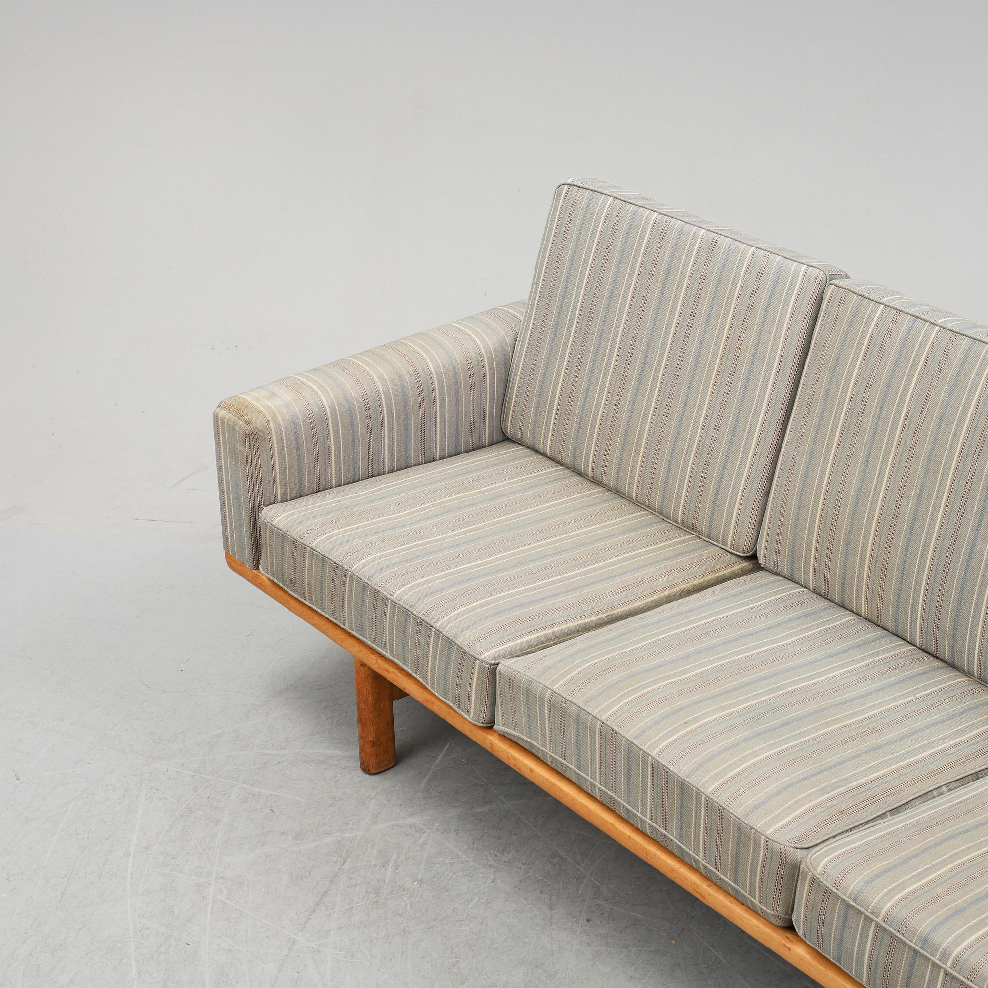 An oak sofa, model no "GE-236" by hans J Wegner, second half of 20th century.