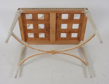 BORD, gustaviansk stil.