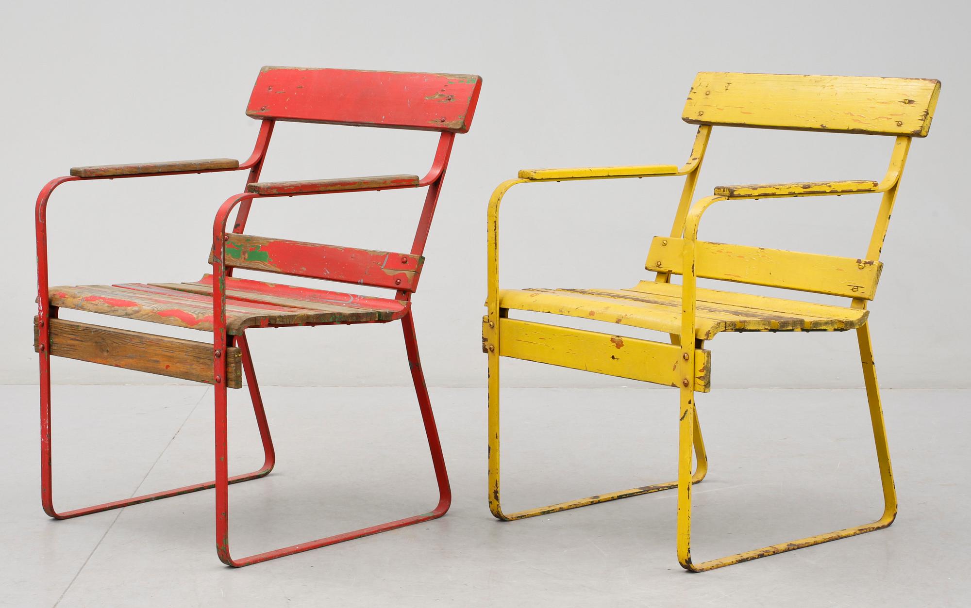 TRÄDGÅRDSTOLAR, ett par, 1900-tal.