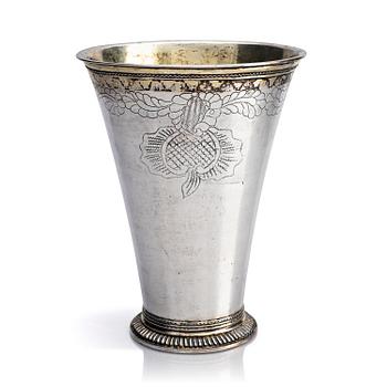 238. Carl Lemon d.ä., bägare, delvis förgyllt silver, Uppsala 1740. Rokoko.