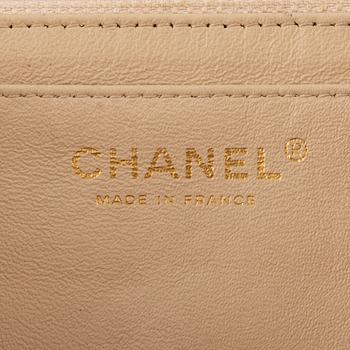 Chanel, väska, "Classic Flap Jumbo", 2009-2010.