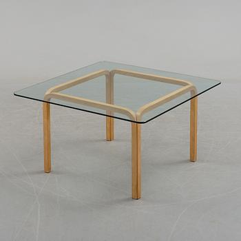 A coffee table by Alvar Aalto.