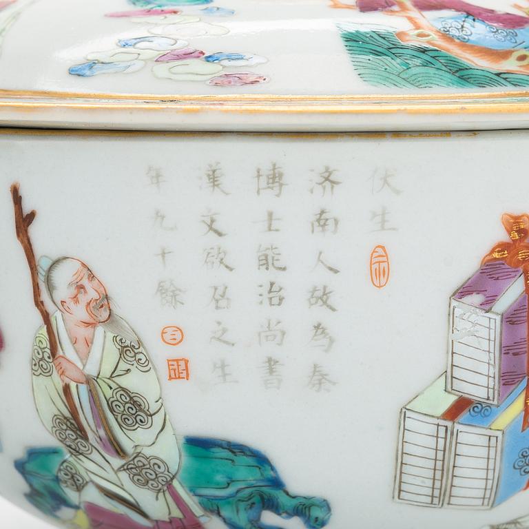 Kannellisia maljoja, 2 kpl, posliinia, Kanton, 1800-luku.