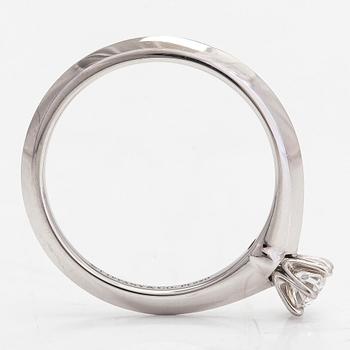 Tiffany & Co, a platinum ring with a brilliant-cut diamond 0.20 ct. With certificate.