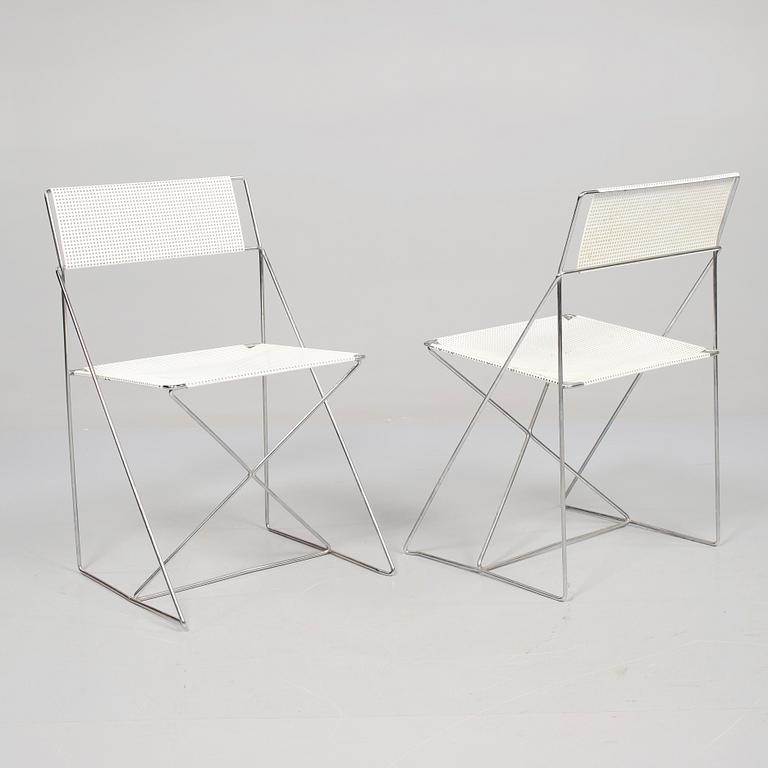 STOLAR, 4 st, "X-line", Niels Jörgen Haugesen, Danmark, formgiven 1977.