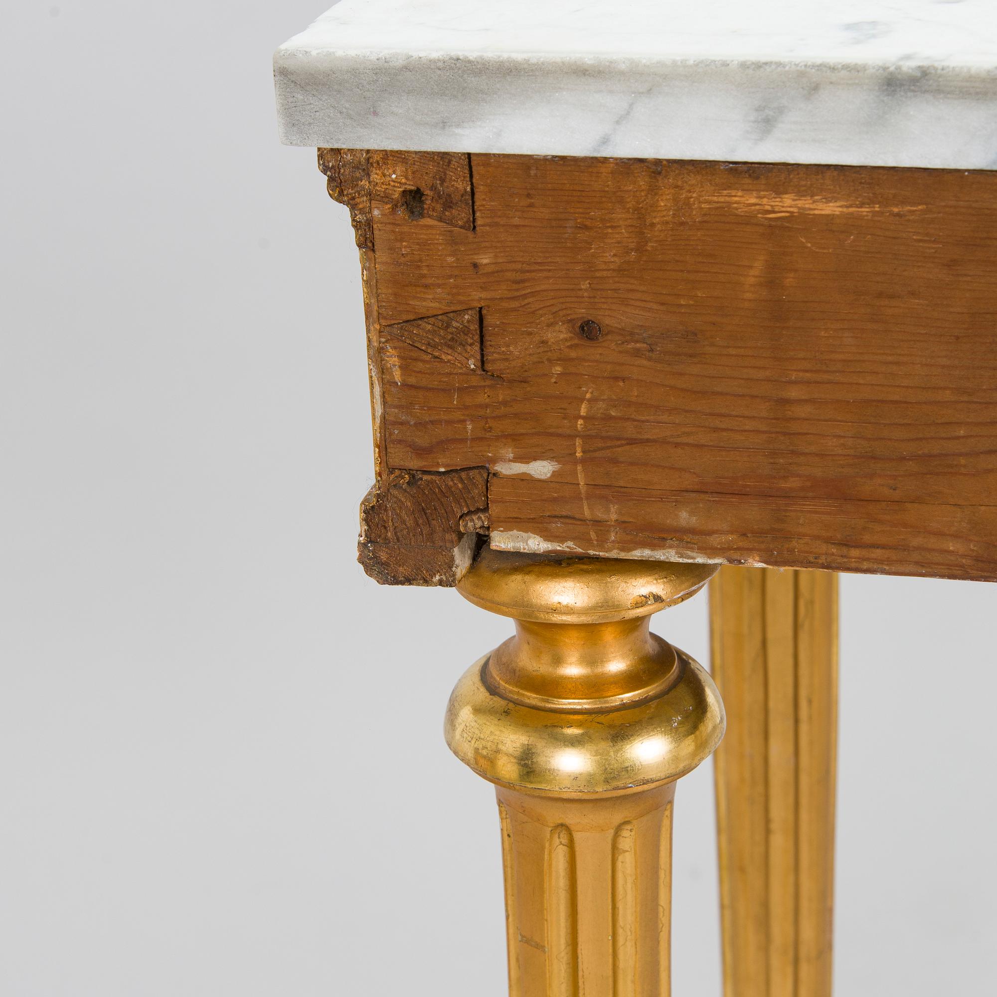 Konsolbord, sekelskiftet 1700/ 1800-tal.