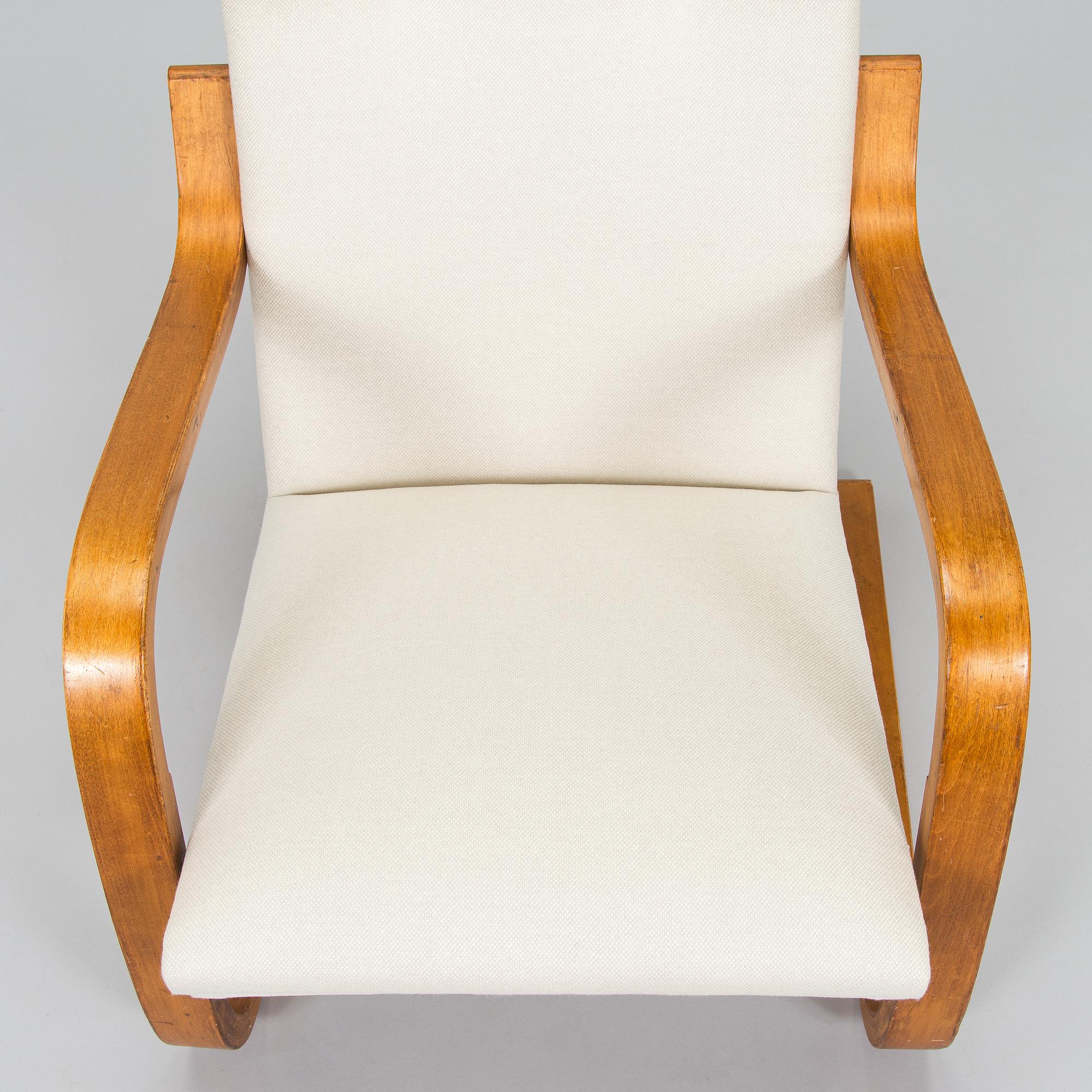 Alvar Aalto, A 1930/1940s armchair, model 36, for O.Y Huonekalu- ja Rakennustyötehdas A.B.