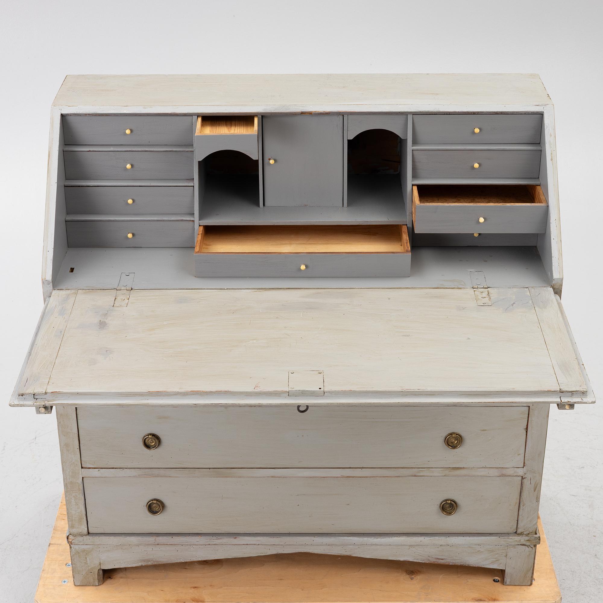 Secretaire, 19th century.