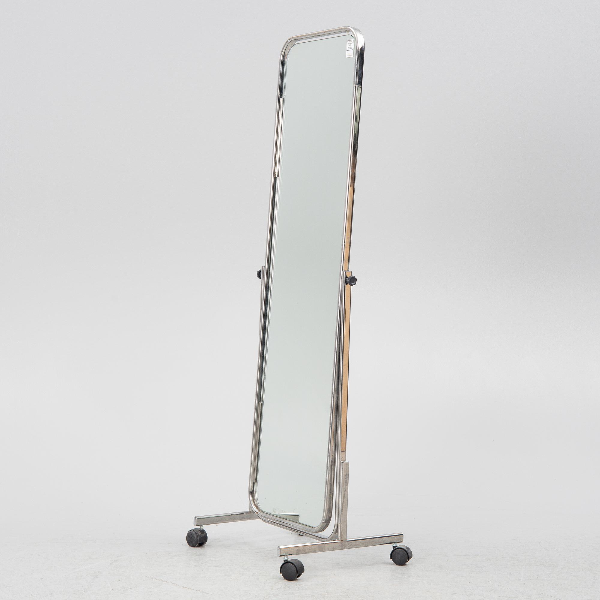 Golvspegel, 1900-talets andra hälft.