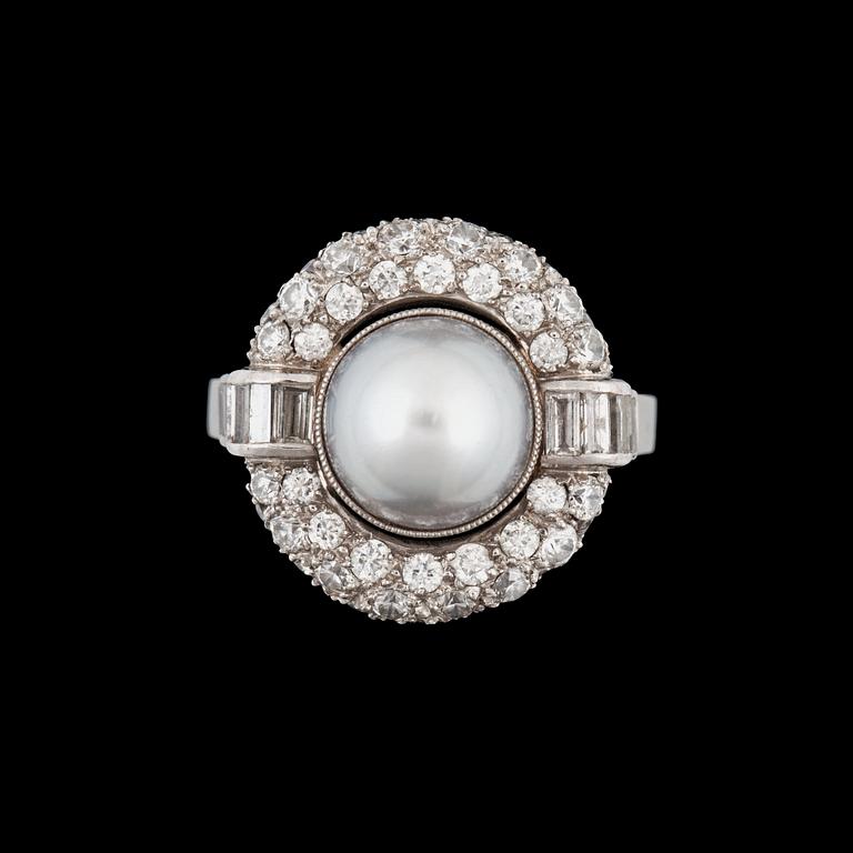 A cultured blister pearl, brilliant-cut and single-cut diamond ring. Diamonds total carat weight circa 1.50 cts.