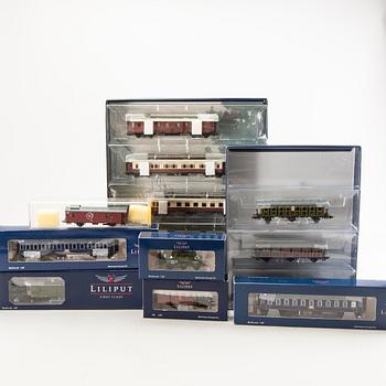 Liliput, 1 ånglok, 3 vagnset samt 26 vagnar, H0.