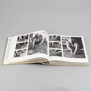 BOOK, "Max Ernst", av Edward Quinn, utgiven av Thames and Hudson, 1977.