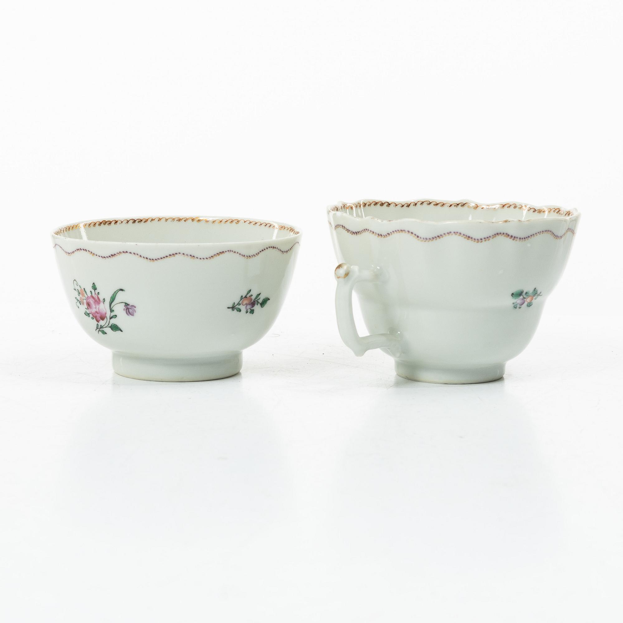 Cups and saucers, 11+7, and a teapot in famille rose with monogram, company porcelain, China, 18th century.