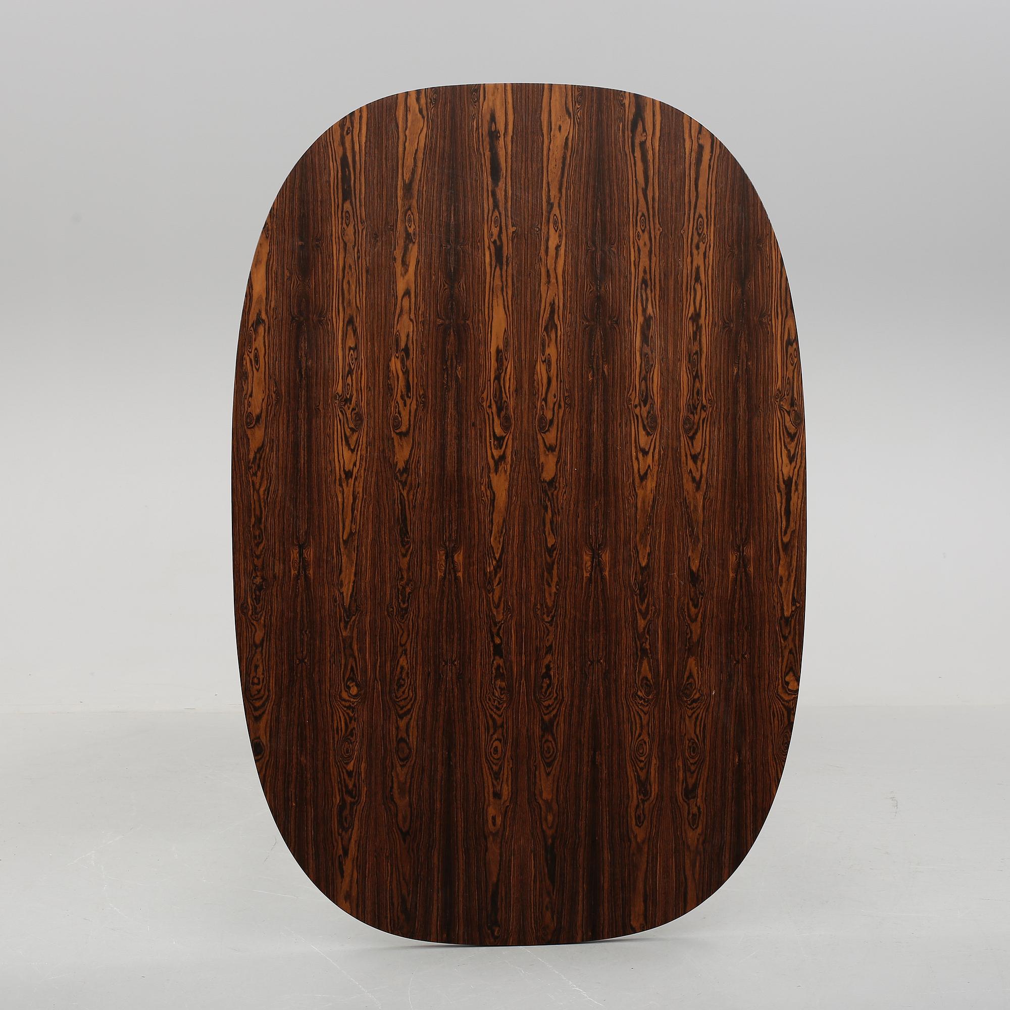BORD, Bruno Mathsson, Piet Hein, Arne Jacobsen, modell A812, 1900-talets andra hälft.