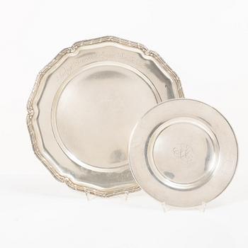 Two dishes, silver, Stockholm, 1916–46.