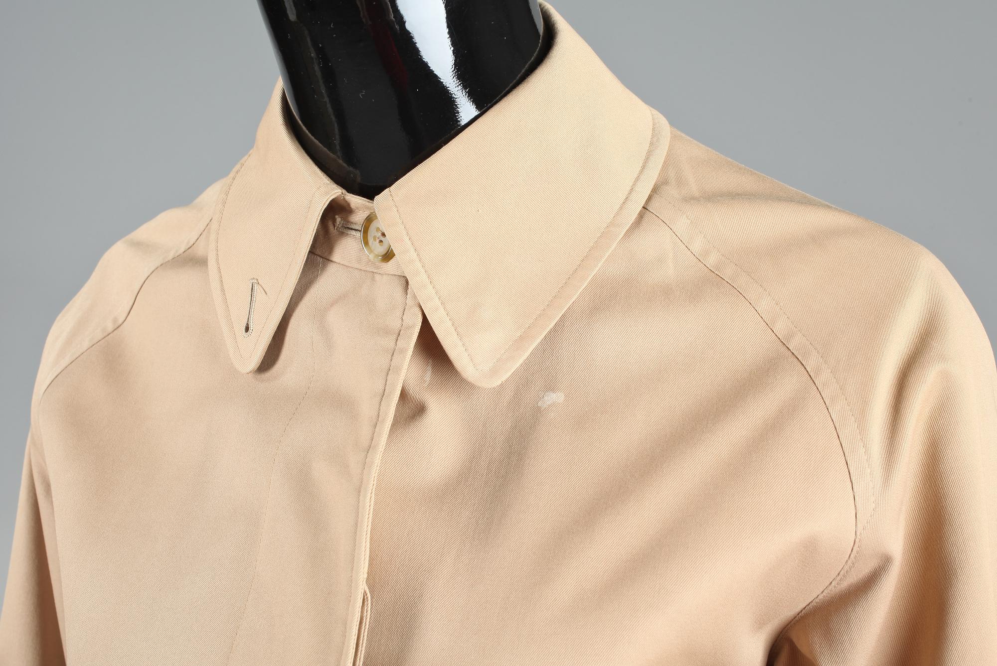 TRENCHCOAT, Burberrys, England.