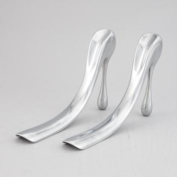 Manolo Blahnik, ett par, skohorn, metall, 2000-tal.