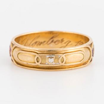 An Odd Fellow 18K gold ring.