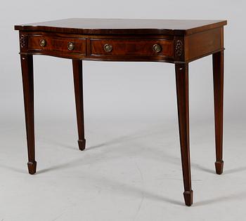 DAMSKRIVBORD, England, 1900-talets mitt.
