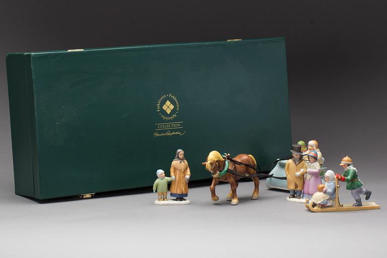 JULDEKORATION, "Helga natt", 16 delar, fältspatporslin, Barbro Rydholm, Fyrklövern, 2000-tal.