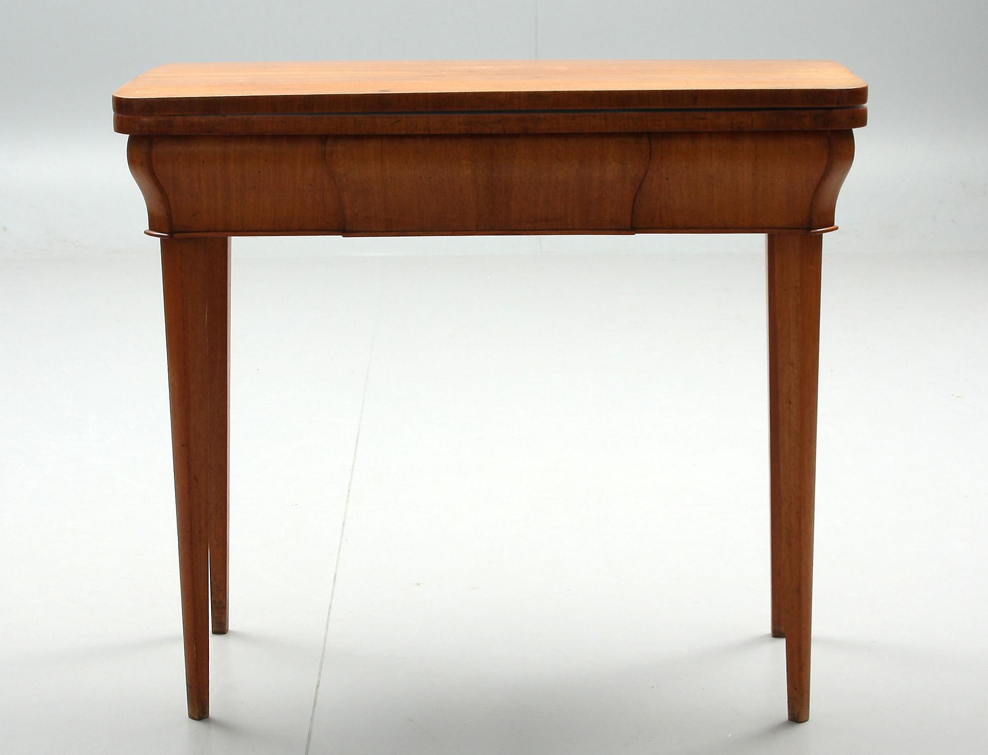 SPELBORD, gustaviansk stil, 1900-talets första hälft.