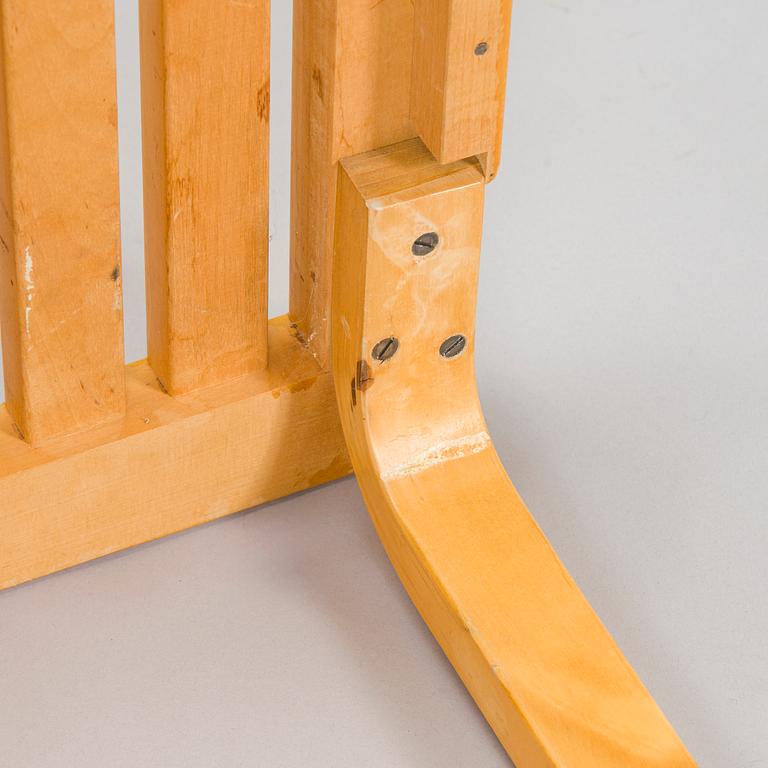 Alvar Aalto, A flower and suitcase bench '106', made to order, for Artek, 1976.