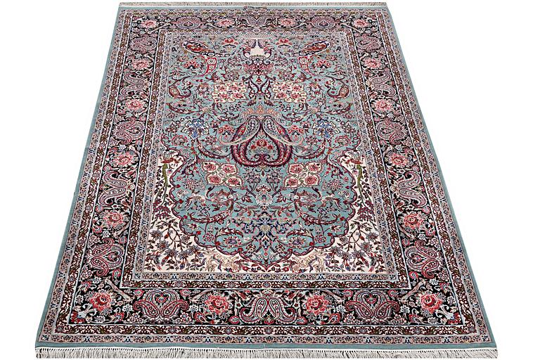 A rug, Esfahan, part silk, c. 238 x 154 cm.