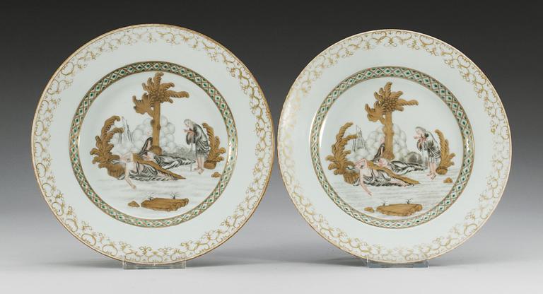 A pair of grisailles dishes, presumably Samson.