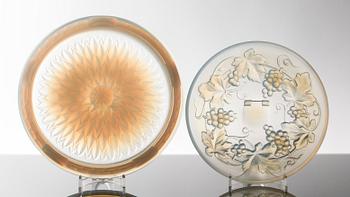 TWO FRENCH GLASS DISHES BY CESARO AND SABINO.