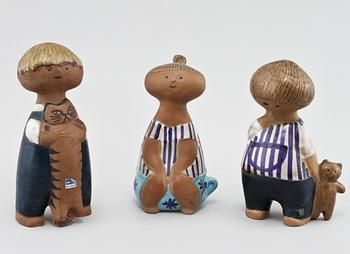 FIGURINER, 3 st, stengods, Lisa Larson, Gustavsberg, 1900-talets andra hälft.